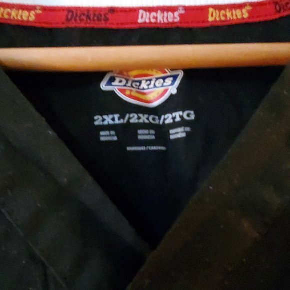 Dickies Scrubs - Top only 2xl . - Picture 2 of 9